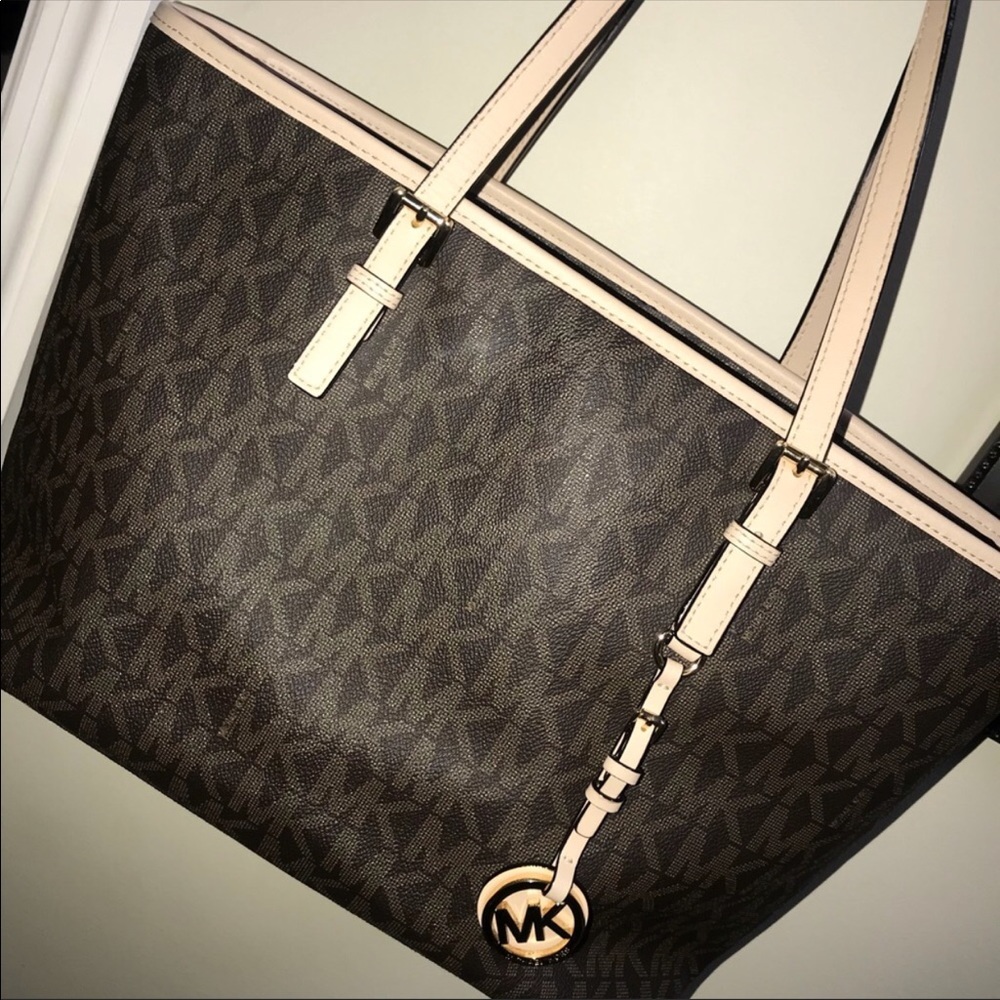 Authentic Micheal Kors Purse